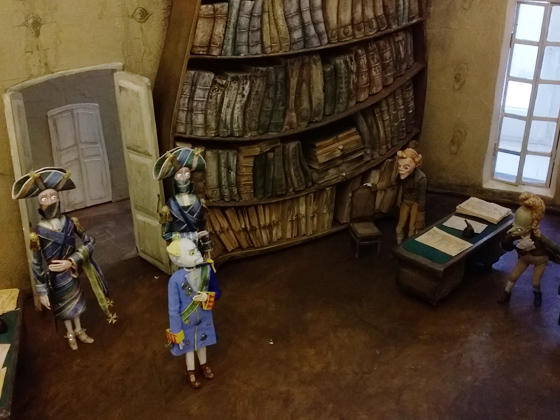 Макет сцены «Канцелярия крошки Цахеса» для анимационного кукольного фильма «Гофманиада» (2001—2018)